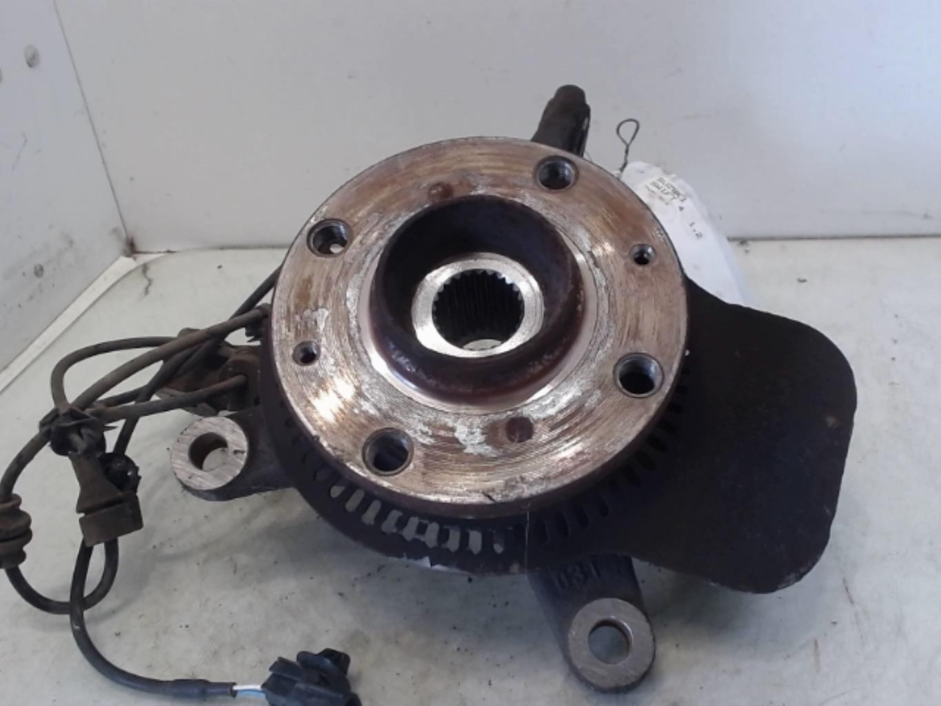 Mozzo anteriore sinistro SUZUKI SWIFT 4 Diésel - 1