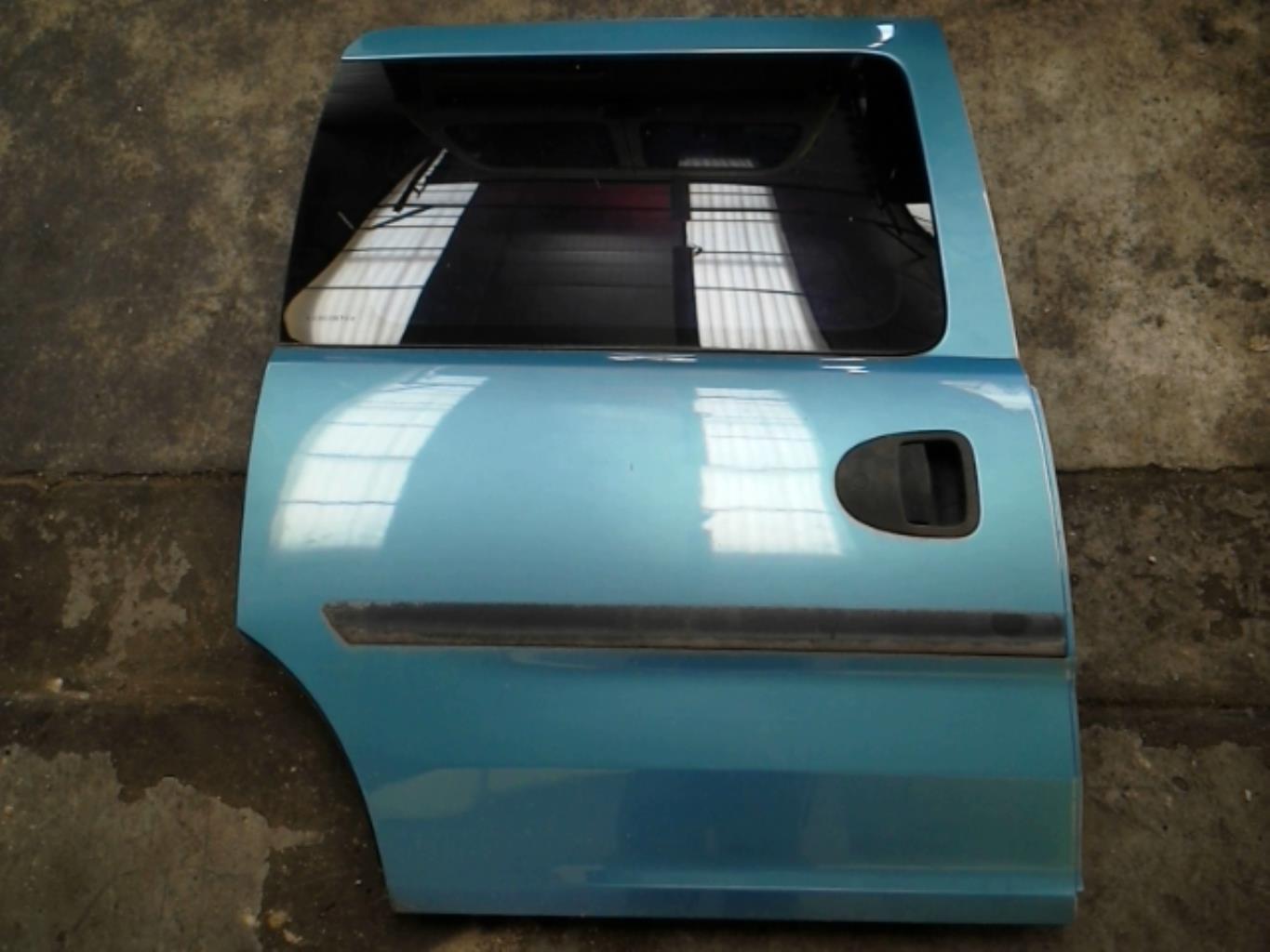Porte laterale droit OPEL COMBO C PHASE 1 Diesel - 1