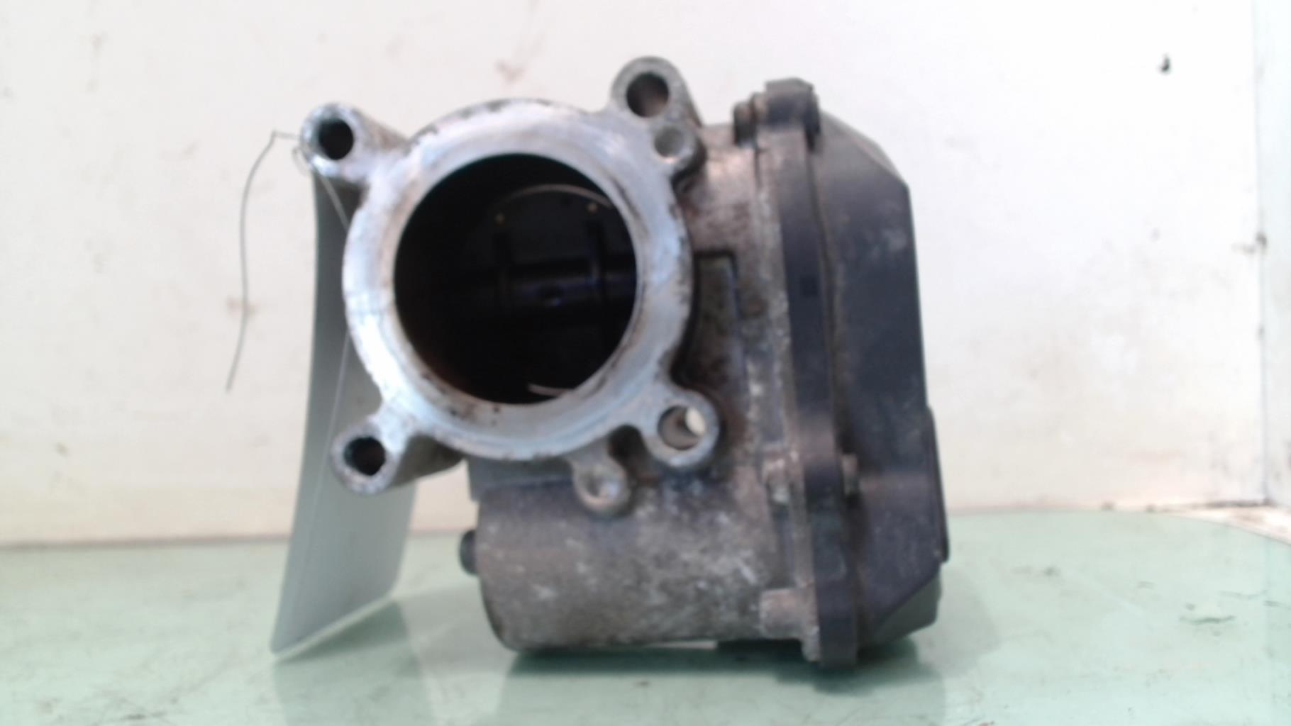 Boitier papillon VOLKSWAGEN POLO 5 PHASE 1 Essence - 1