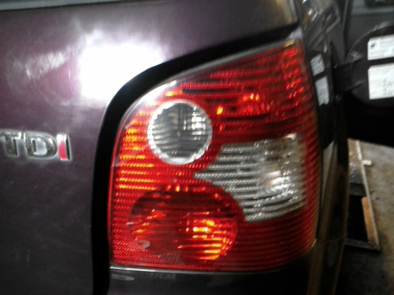 Fanale posteriore principale destro (luci) VOLKSWAGEN POLO 4 PHASE 1 Diésel - 1