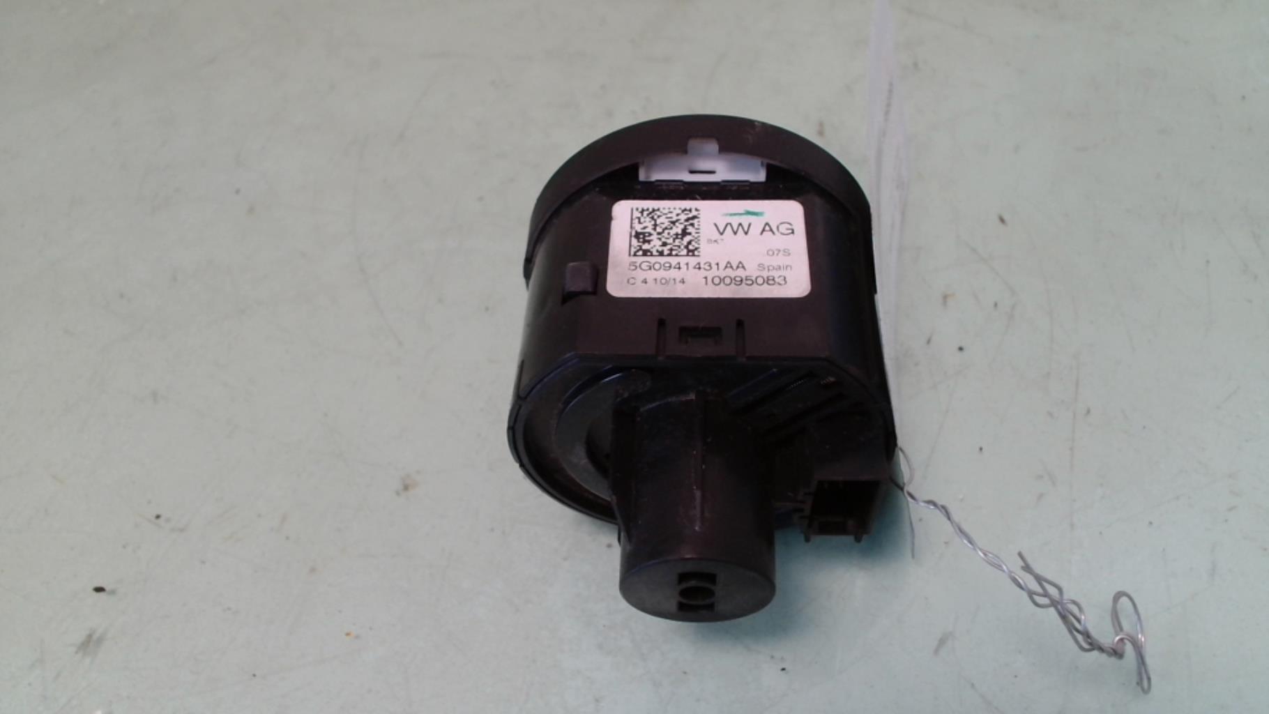 Commande de phare SEAT LEON 3 PHASE 1 Diesel - 1