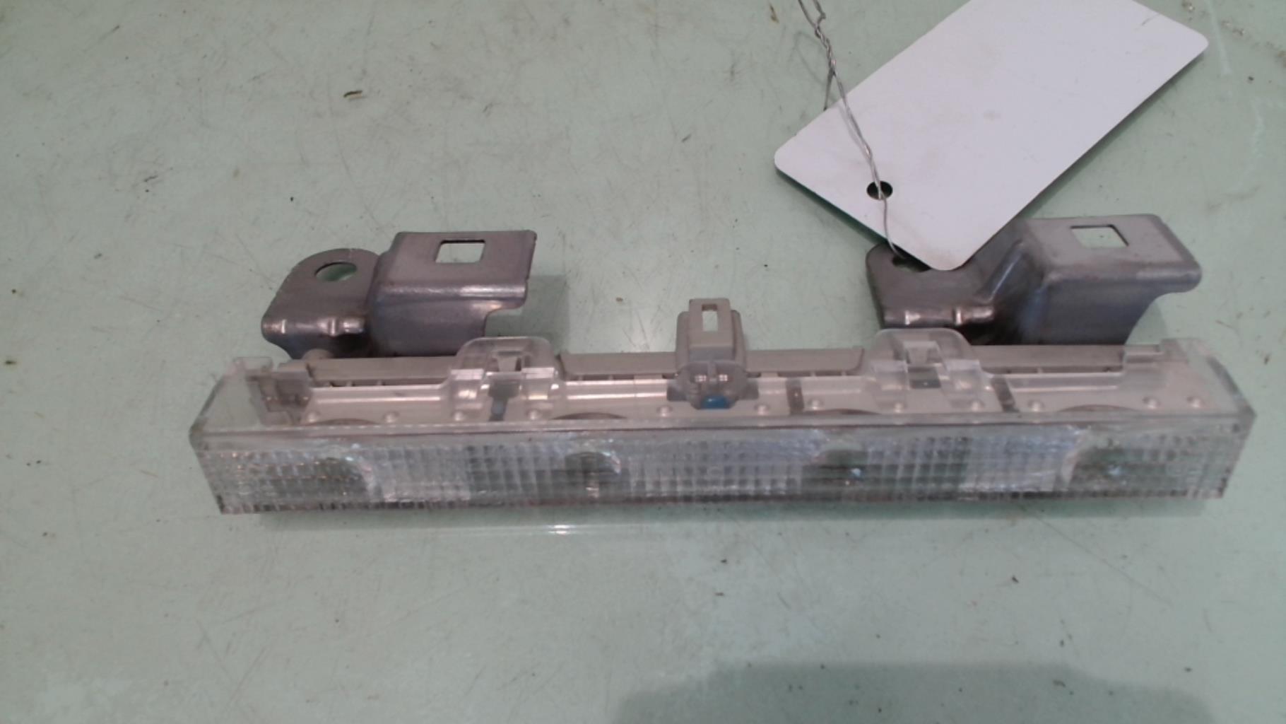 Luce stop centrale TOYOTA AURIS 1 PHASE 2 Diésel - 1
