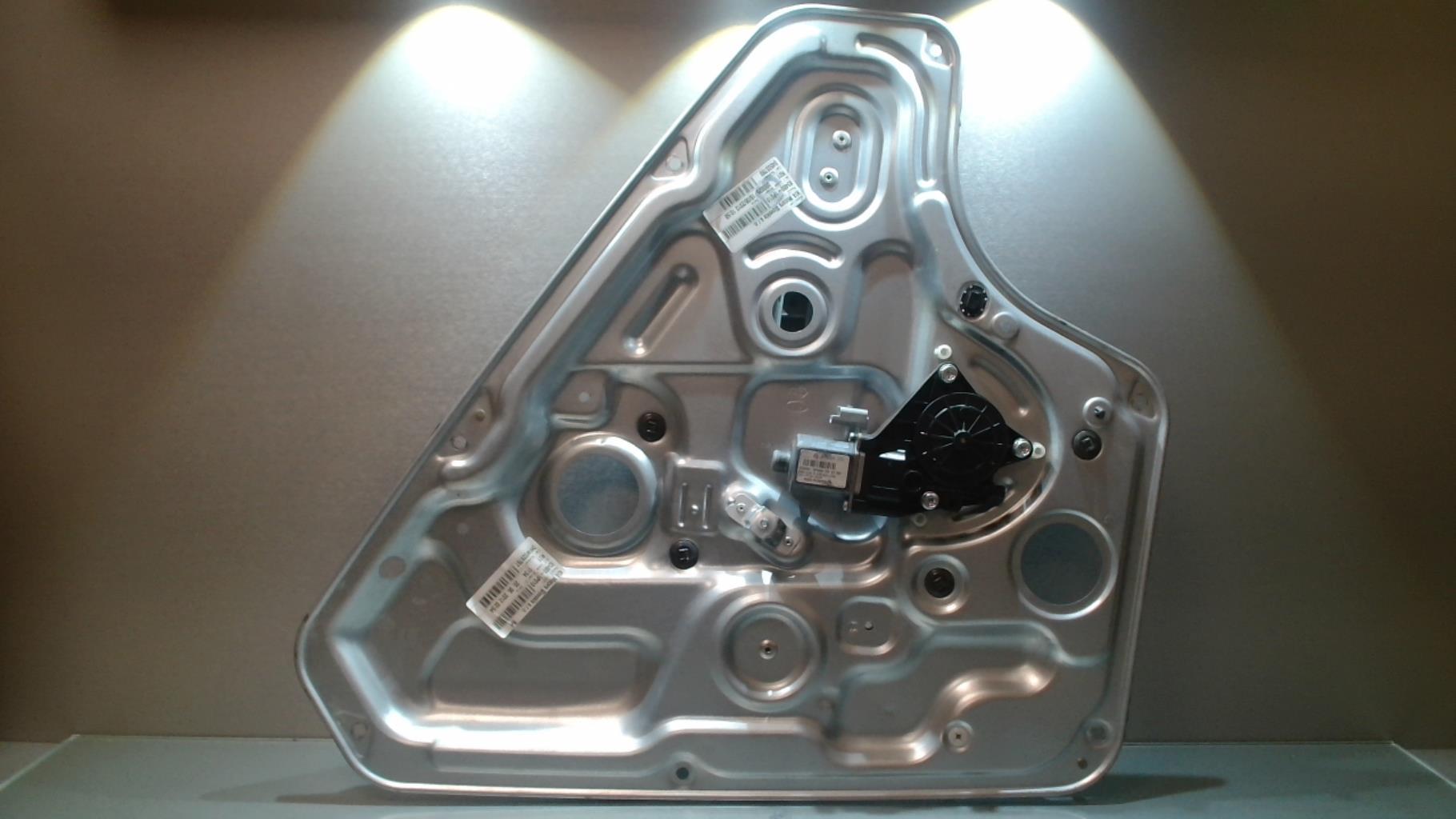 Alzacristalli elettrico posteriore destro KIA VENGA PHASE 1 Diésel - 1