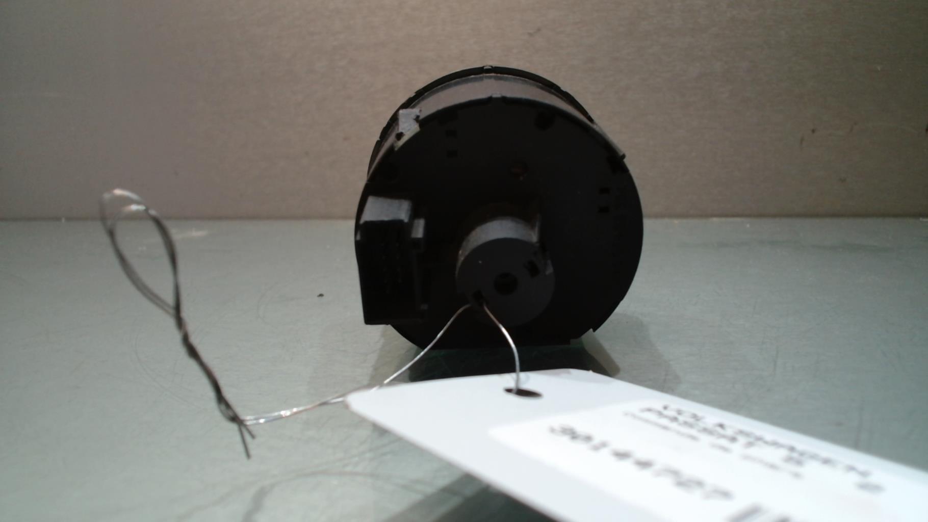 Commande de phare VOLKSWAGEN PASSAT 6 Diesel - 1