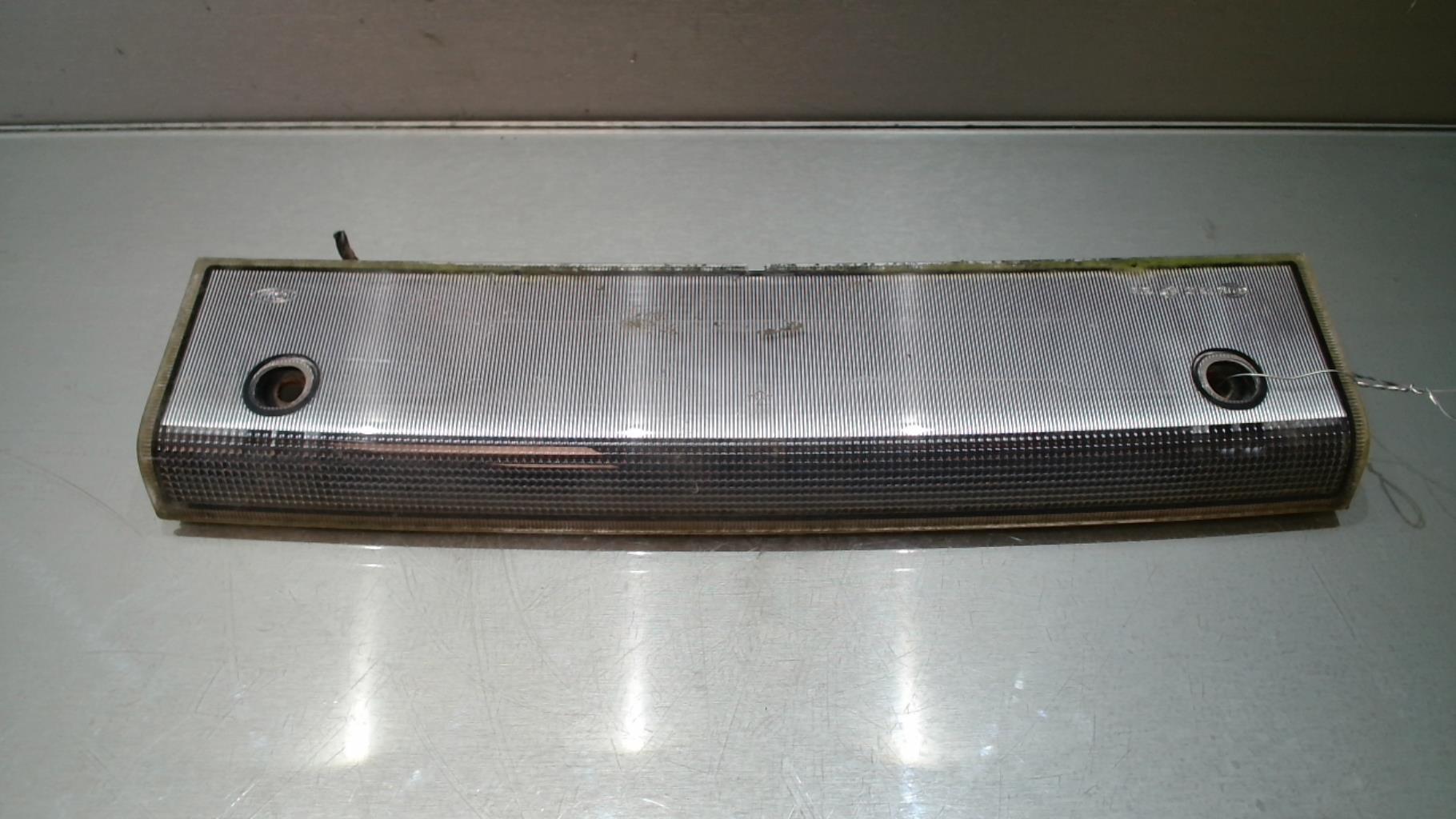 Luce stop centrale FORD C-MAX 1 PHASE 2 Diésel - 1