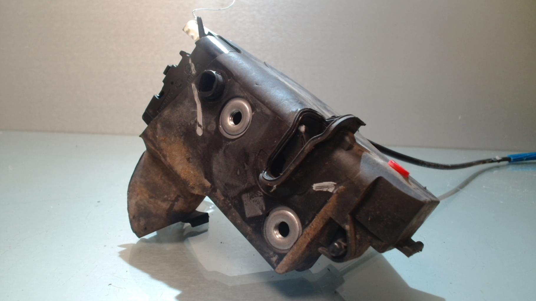 Chiusura centralizzata posteriore destra PEUGEOT 407 PHASE 2 BREAK Diésel - 1