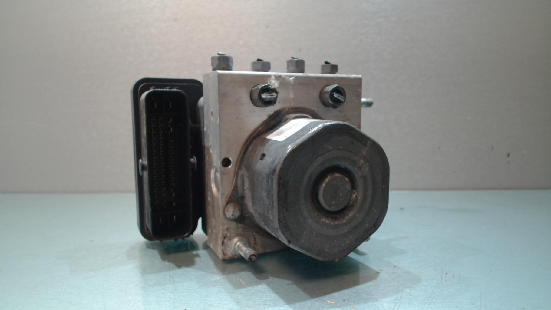 Blocco ABS (antibloccaggio freni) PEUGEOT 308 2 PHASE 1 Diésel - 1