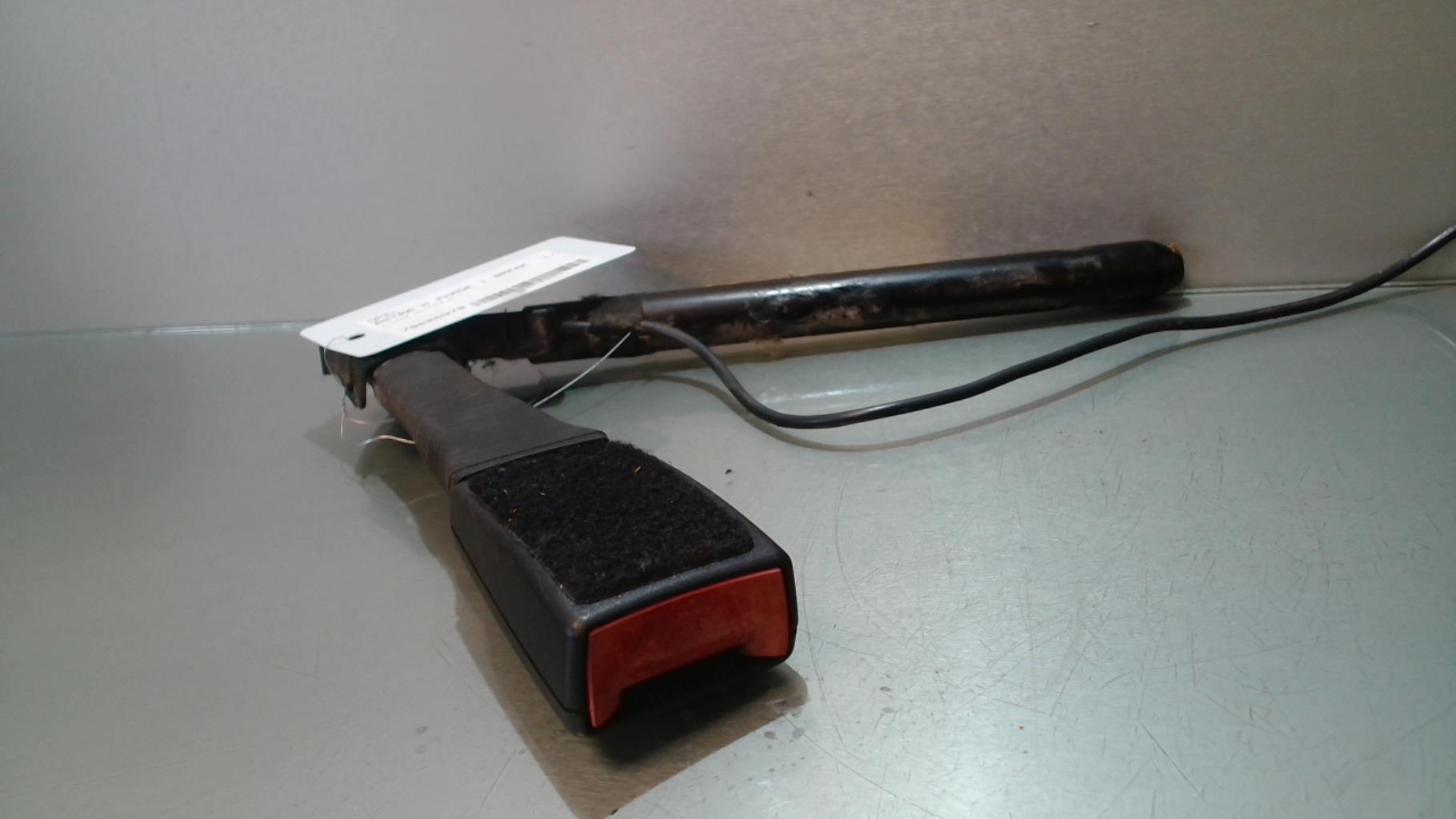 Aggancio cintura sicurezza anteriore destro OPEL ASTRA H PHASE 1 BREAK Diésel - 1