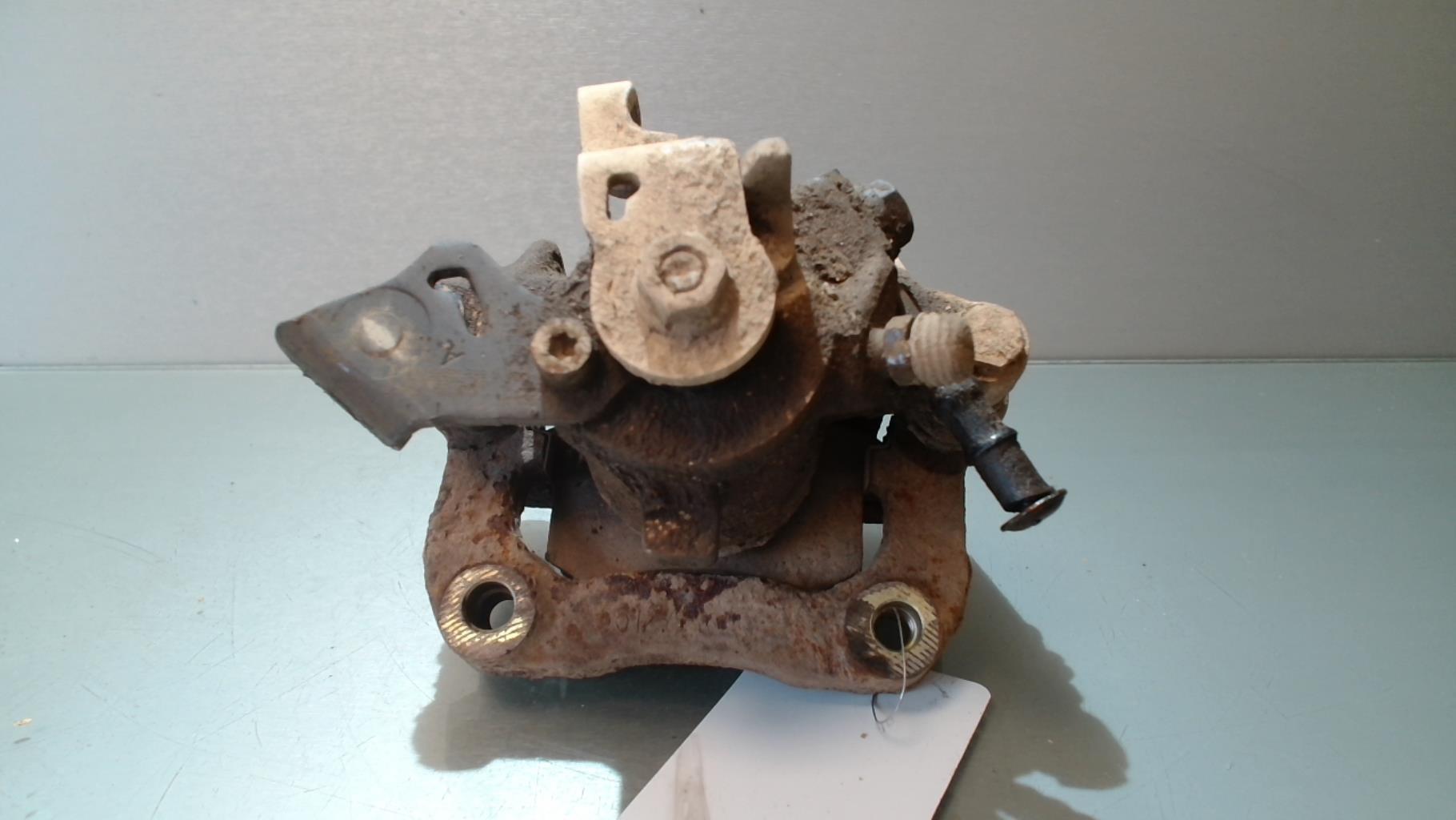 Pinza freni posteriore sinistra VOLKSWAGEN GOLF 4 Diésel - 1