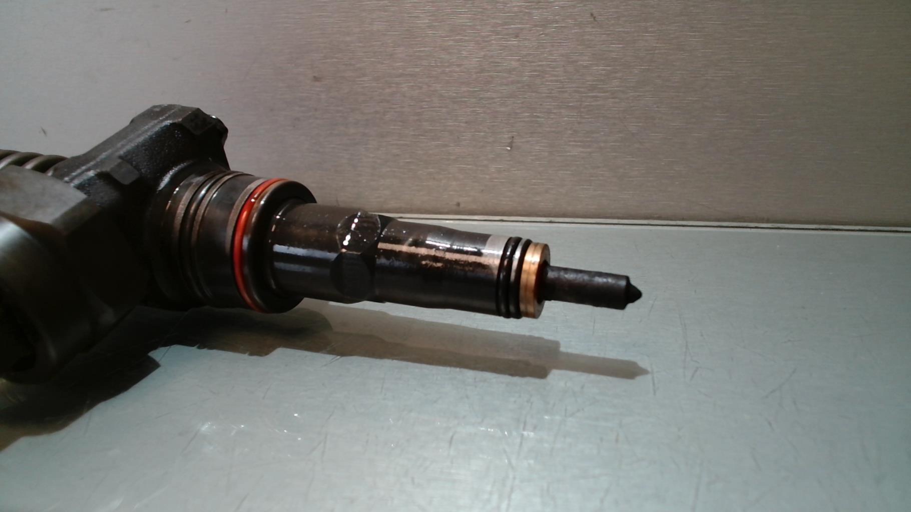 Injecteurs VOLKSWAGEN GOLF 4 Diesel - 1