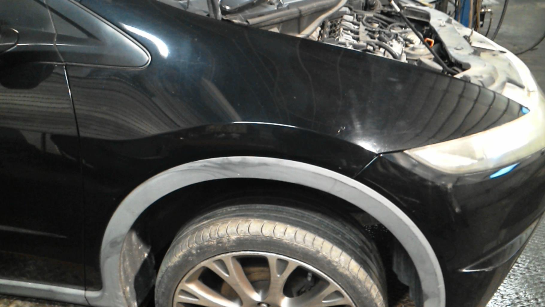 Parafango anteriore destro HONDA CIVIC 8 PHASE 1 Diésel - 1