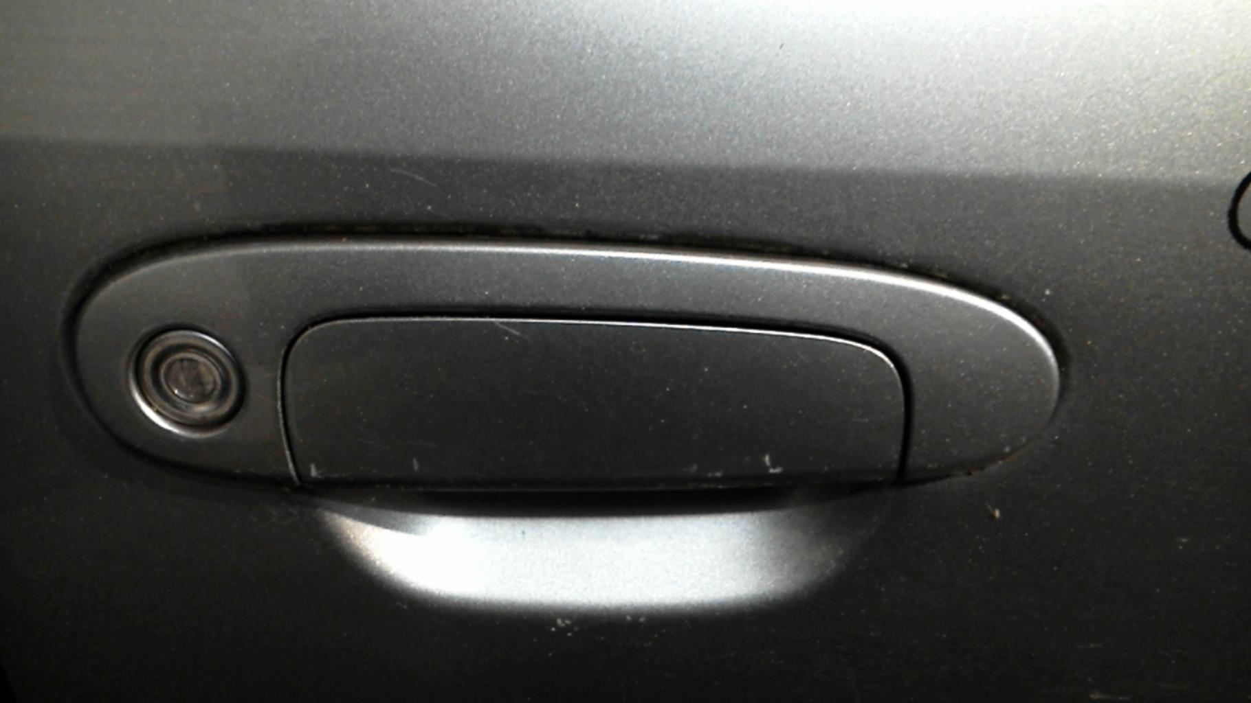 Maniglia portiera anteriore destra TOYOTA YARIS 1 PHASE 2 Gasolina - 1