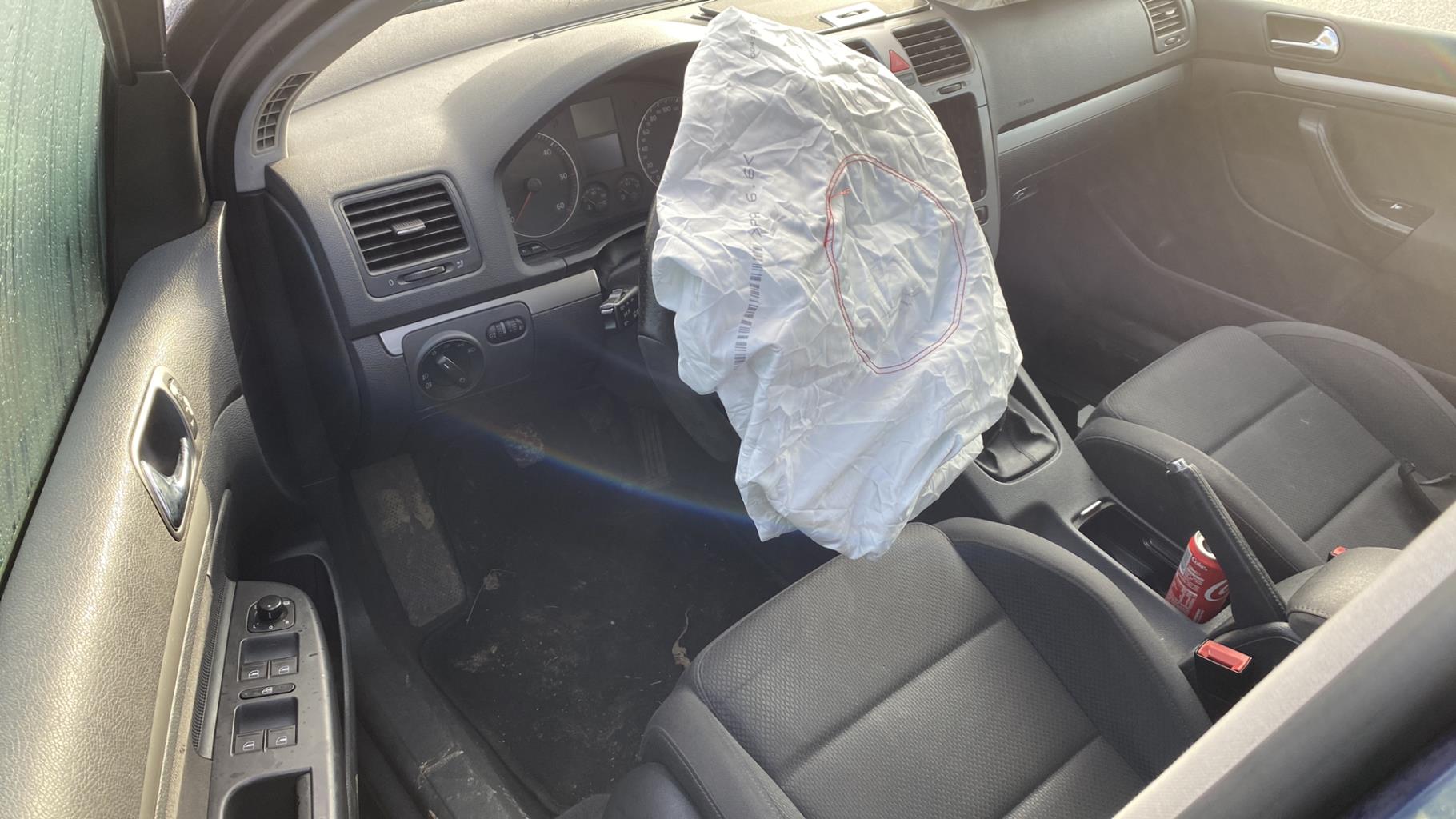 Levier de vitesses VOLKSWAGEN GOLF 5 Diesel - 1