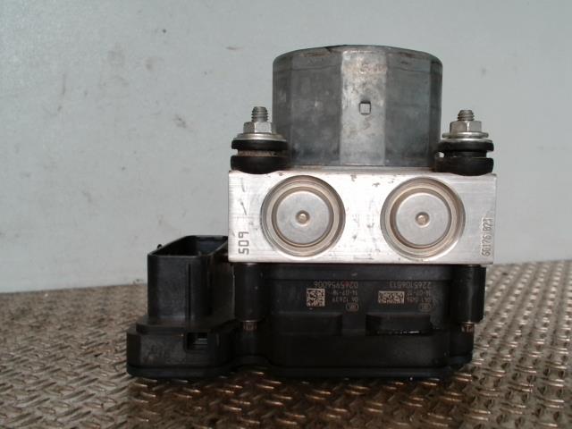 Blocco ABS (antibloccaggio freni) MERCEDES CLASSE A 176 PHASE 1 Gasolina - 1