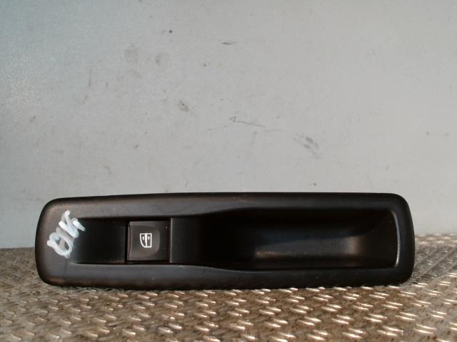 Interruttore lavacristalli posteriore destro RENAULT SCENIC 3 PHASE 1 Diésel - 1
