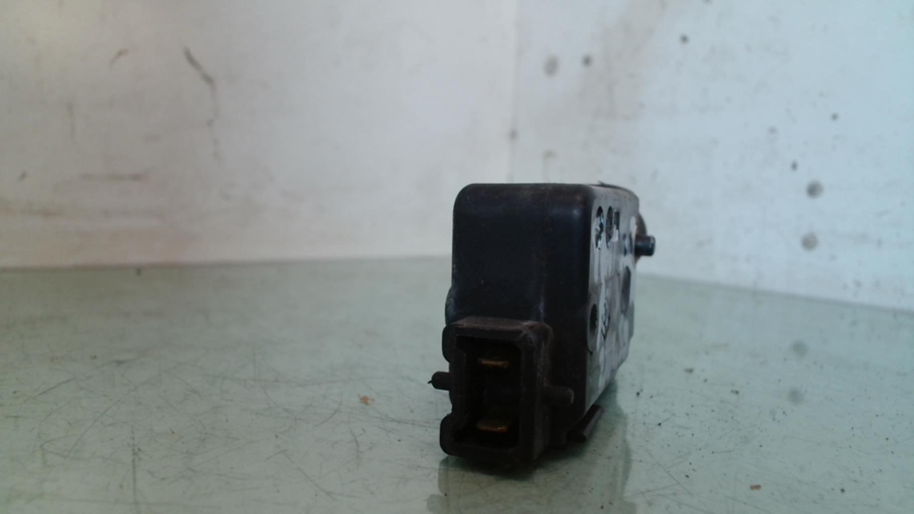 Attuatore serratura portiera anteriore destra RENAULT TWINGO 1 PHASE 3 Gasolina - 1