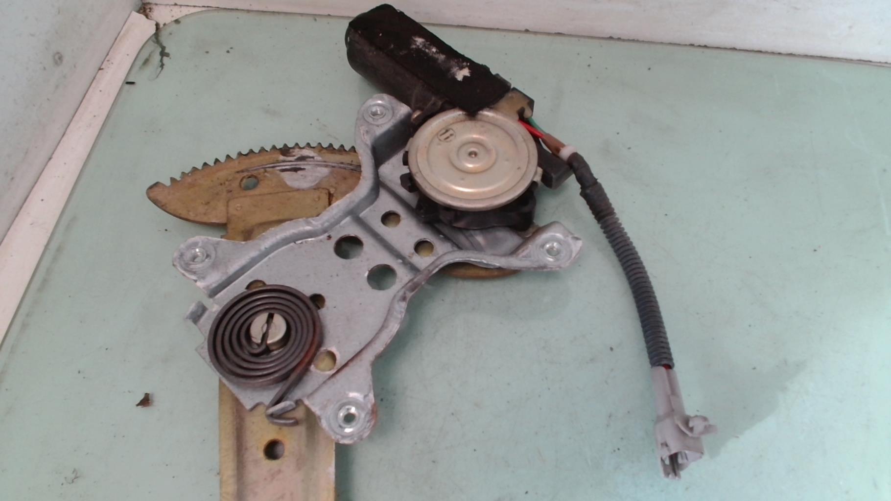 Alzacristalli elettrico anteriore sinistro TOYOTA 4 RUNNER  - 1