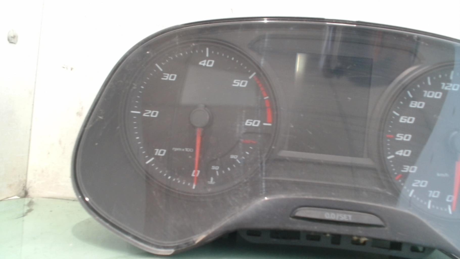 Compteur SEAT LEON 3 PHASE 1 Diesel - 1