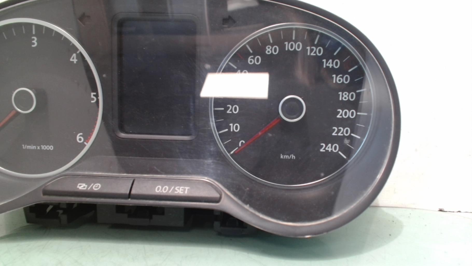Compteur VOLKSWAGEN POLO 5 PHASE 1 Diesel - 1