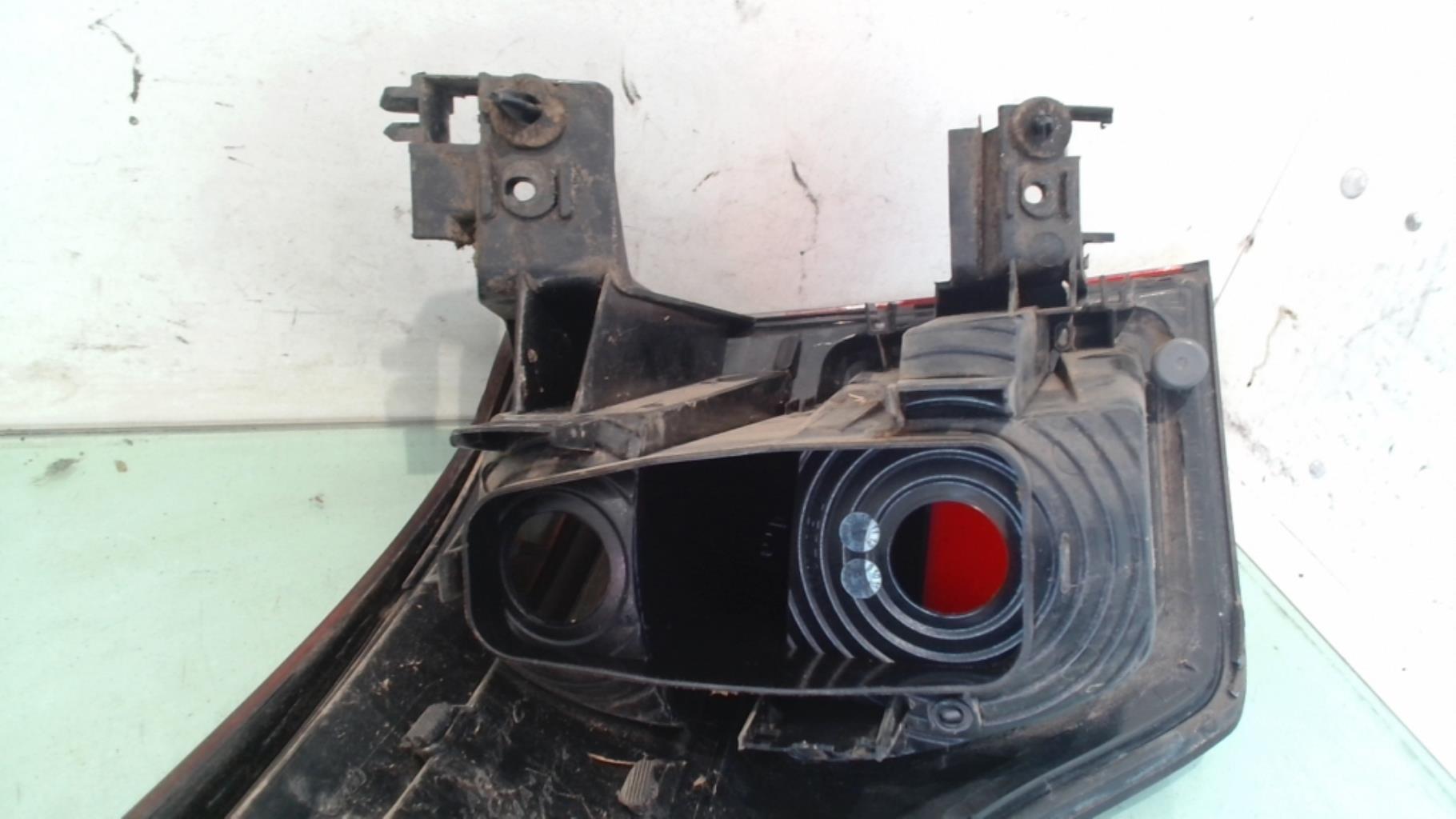 Fanale posteriore principale destro (luci) CITROEN C4 PICASSO 1  - 1
