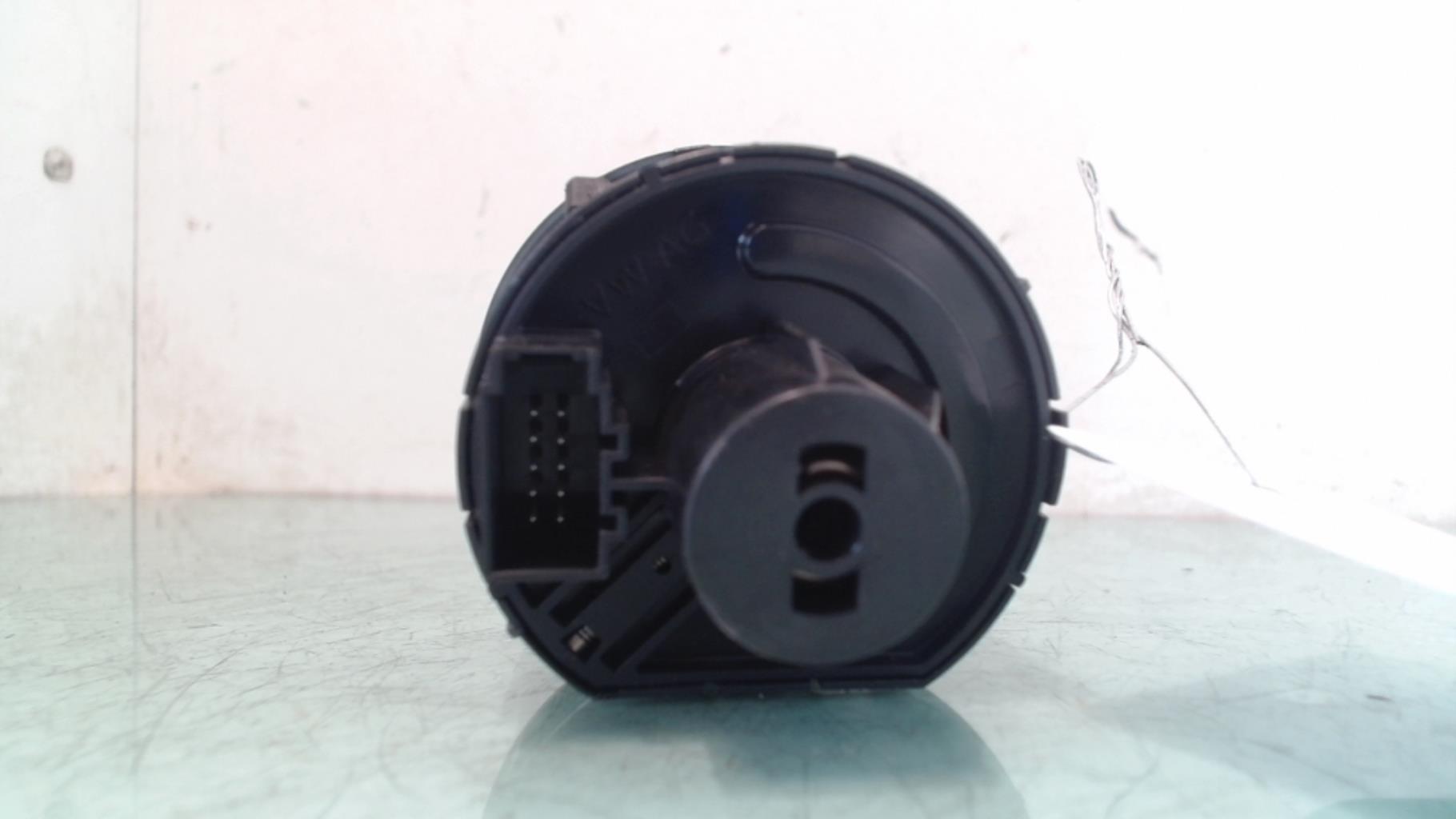 Commande de phare VOLKSWAGEN POLO 5 PHASE 2 Essence - 1
