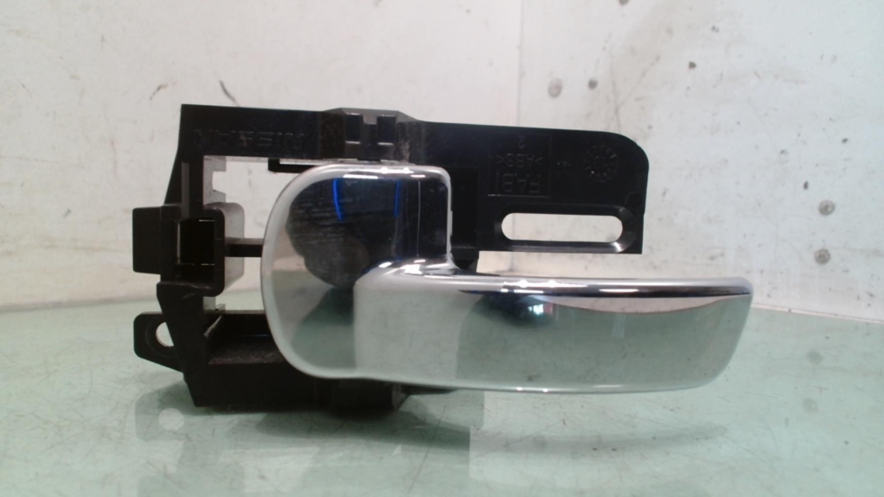 Maniglia interna posteriore sinistra NISSAN QASHQAI 1 PHASE 2 Diésel - 1