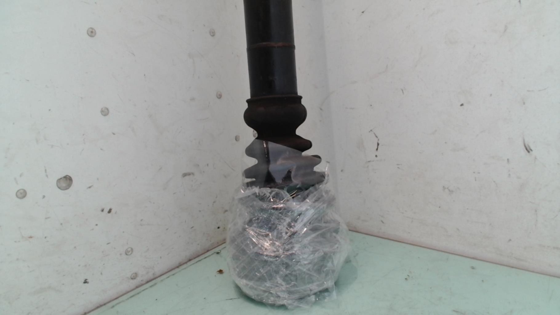 Giunto cardanico albero di trasmissione destro VOLKSWAGEN GOLF 4 Diésel - 1