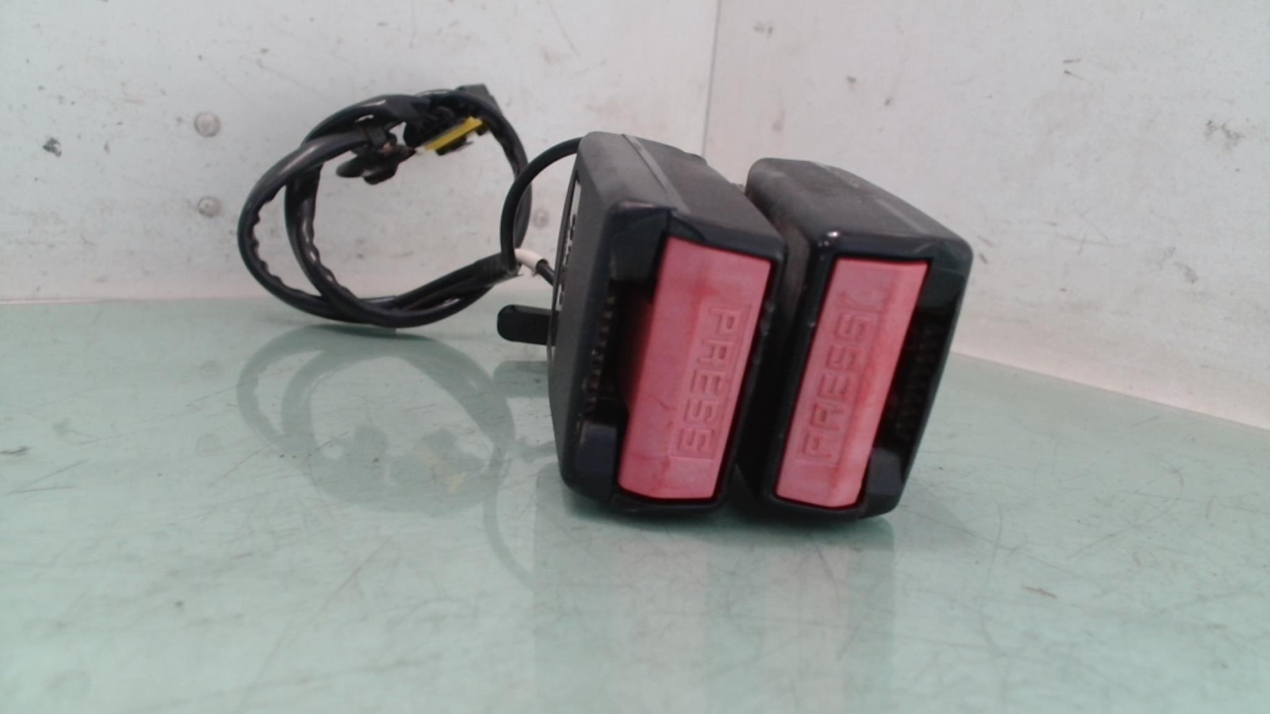 Aggancio cintura sicurezza posteriore destro PEUGEOT 207 PHASE 1 Diésel - 1