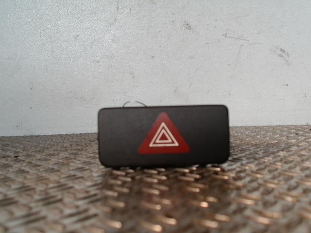 Bouton de warning SUZUKI ALTO 3 Essence - 1
