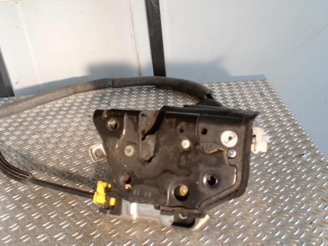 Chiusura centralizzata anteriore destra AUDI A1 1 PHASE 1 Diésel - 1