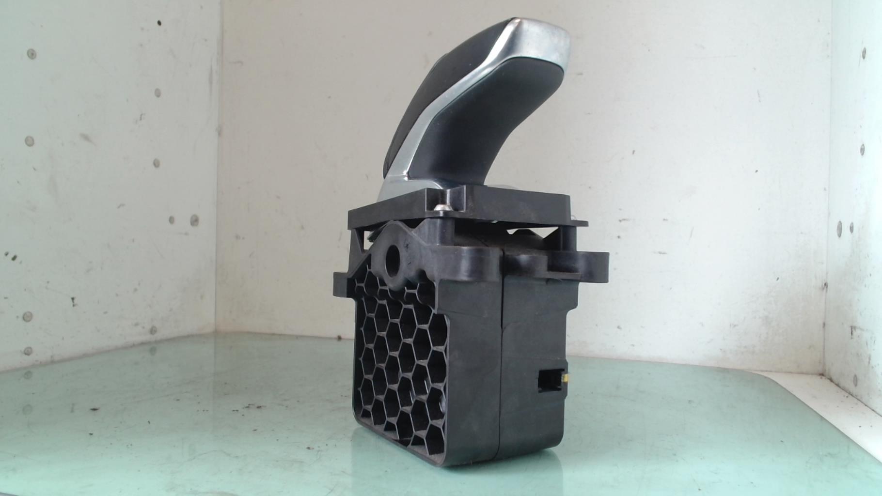 Levier de vitesses PEUGEOT 508 2 SW BREAK Diesel - 1