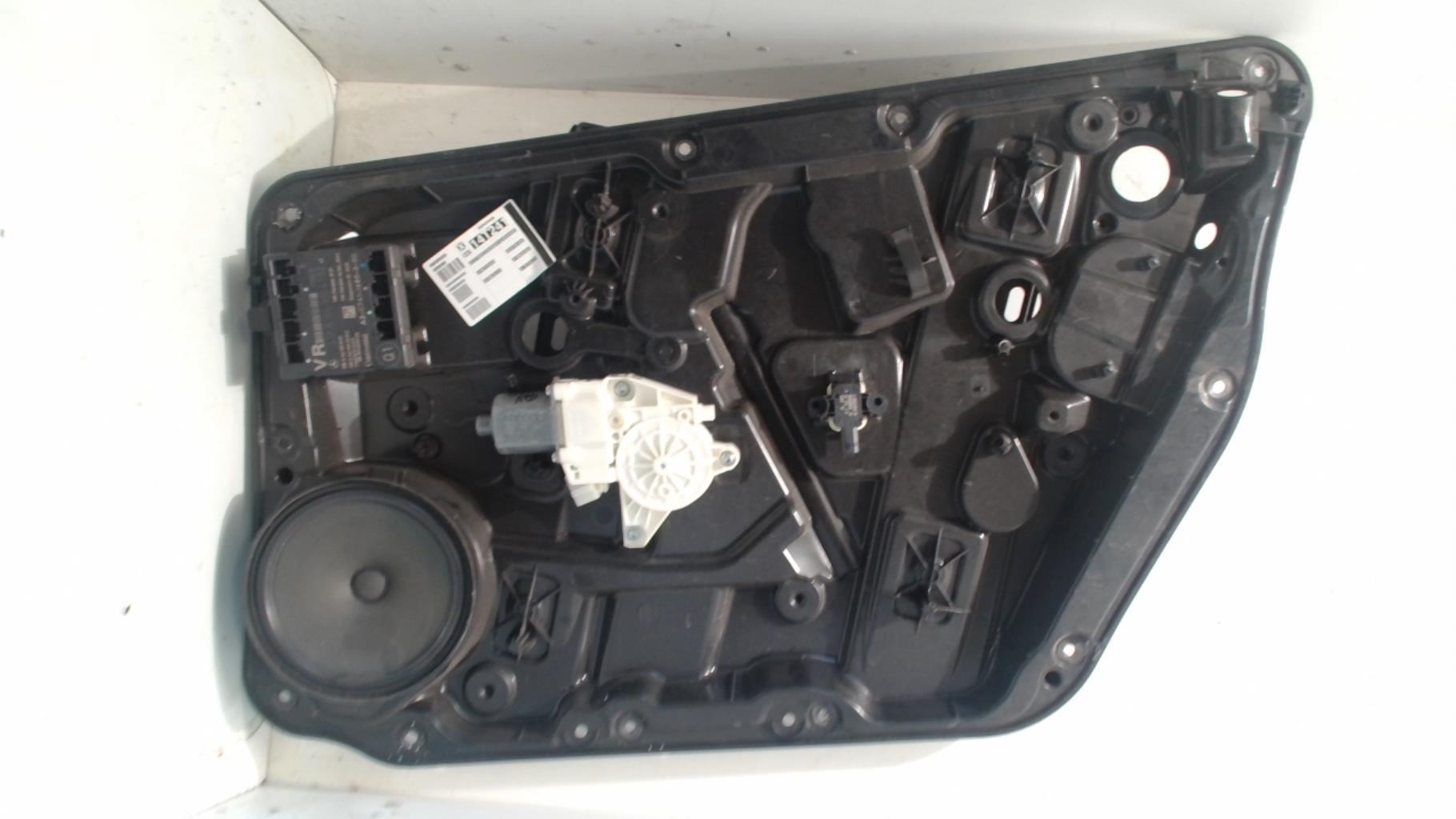 Alzacristalli elettrico anteriore destro MERCEDES CLASSE GLA 156 PHASE 1 Diésel - 1
