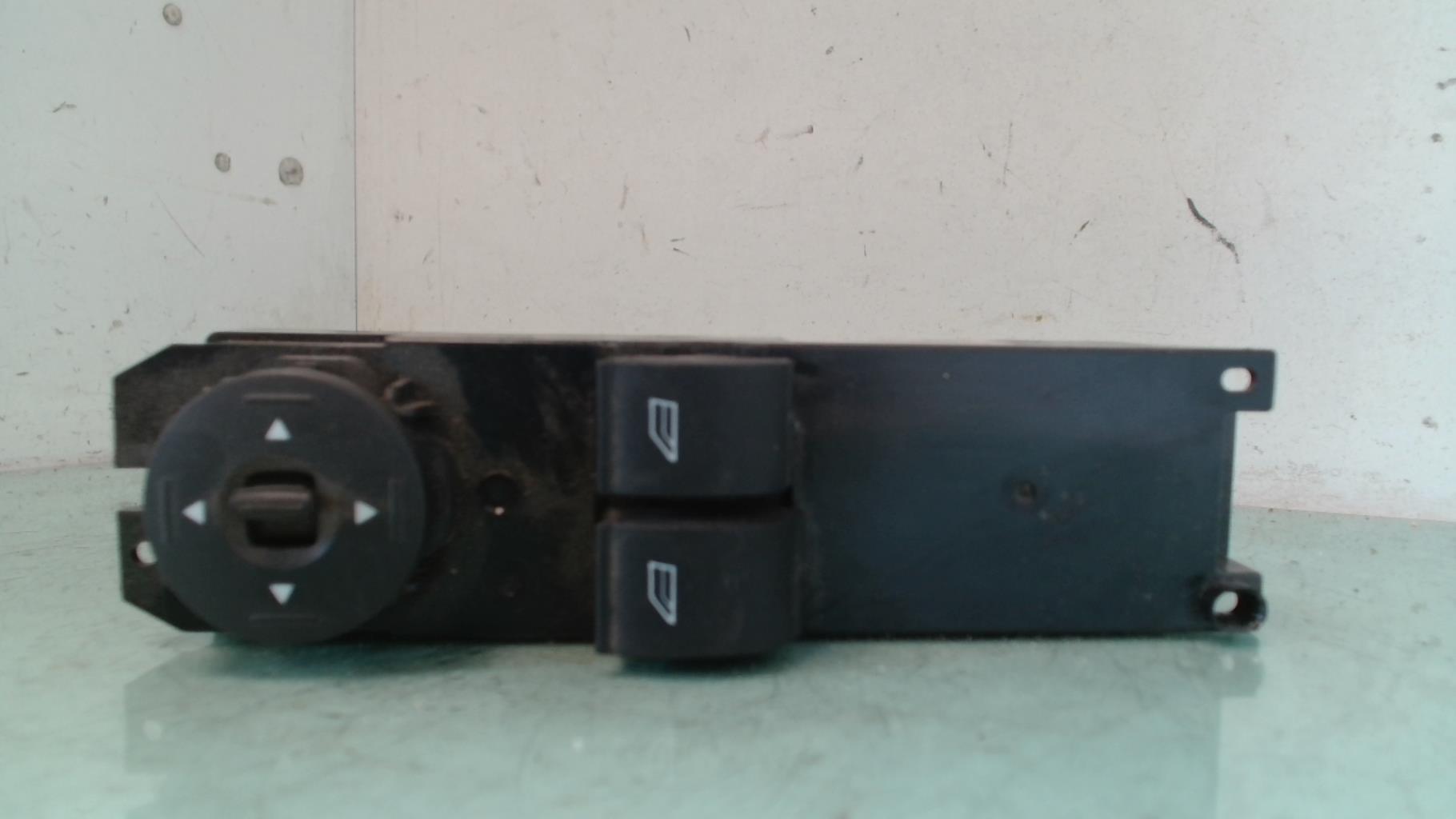 Interruttore lavacristalli anteriore sinistro FORD TOURNEO COURIER 1 PHASE 1 Diésel - 1