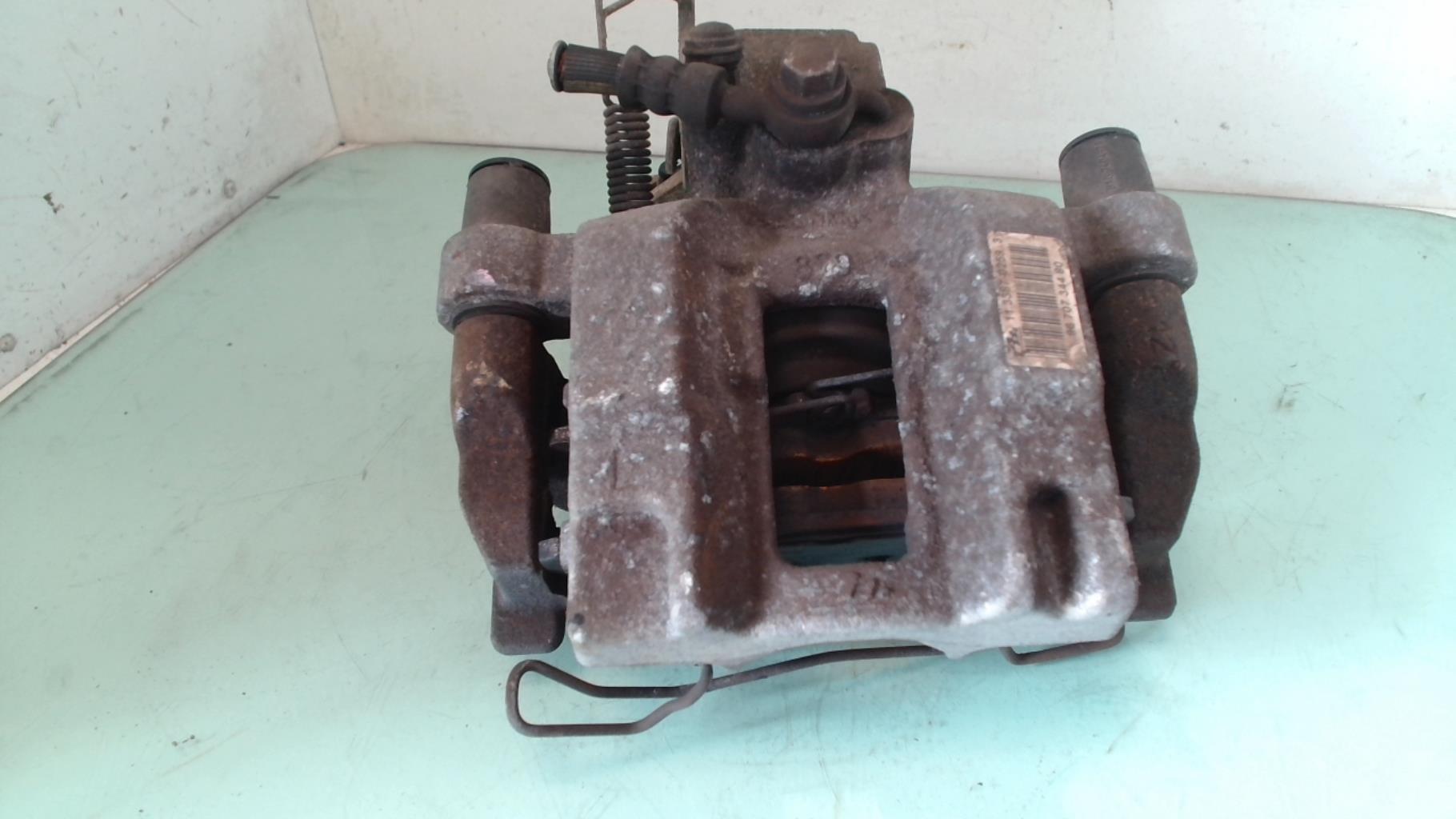 Pinza freni posteriore sinistra PEUGEOT 308 2 PHASE 1 Diésel - 1