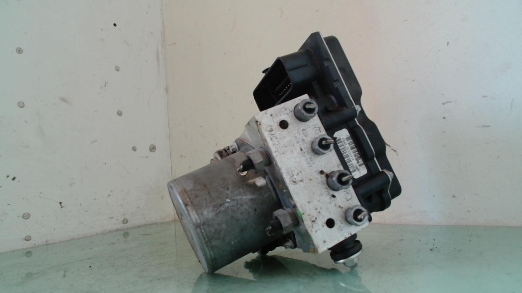 Blocco ABS (antibloccaggio freni) PEUGEOT 5008 1 PHASE 2 Diésel - 1