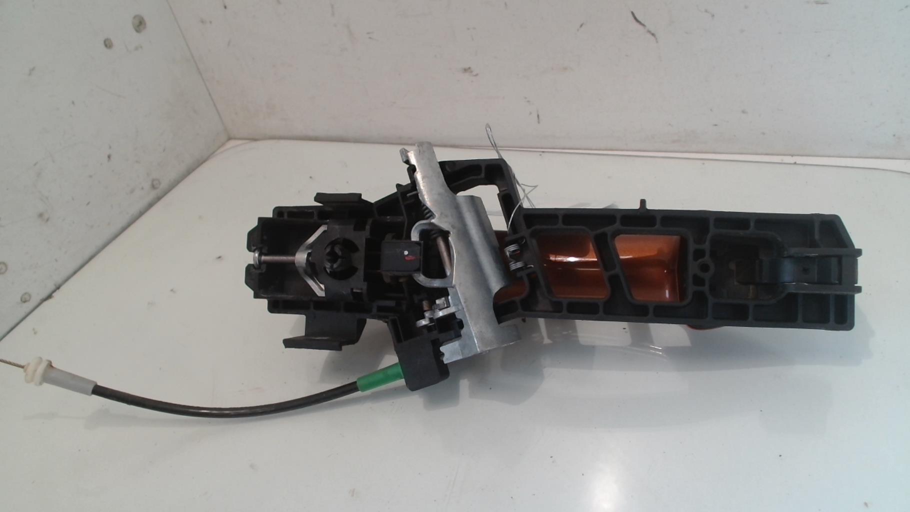 Maniglia portiera posteriore destra FORD FIESTA 6 PHASE 2 Gasolina - 1