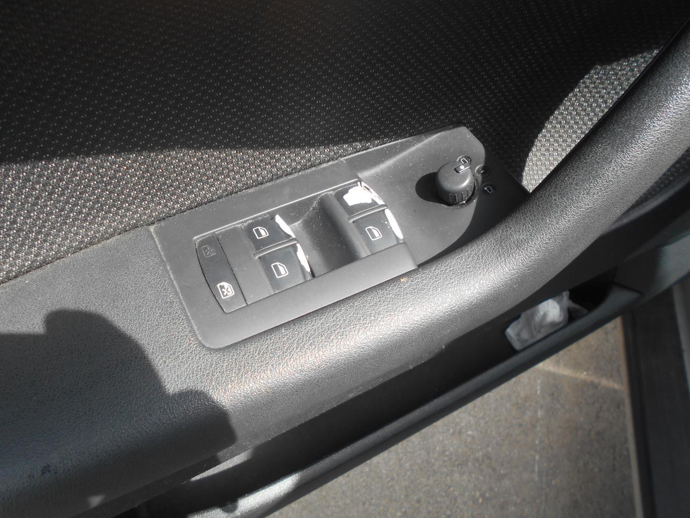 Commande de phare AUDI A3 2 SPORTBACK PHASE 1 Diesel - 1