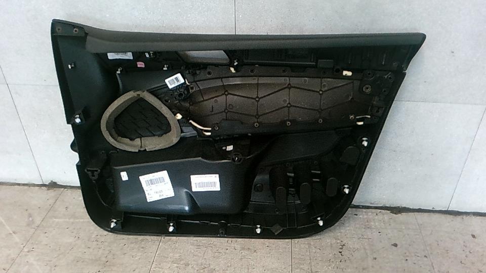 Guarnizione portiera anteriore sinistra PEUGEOT 308 2 PHASE 1 Diésel - 1