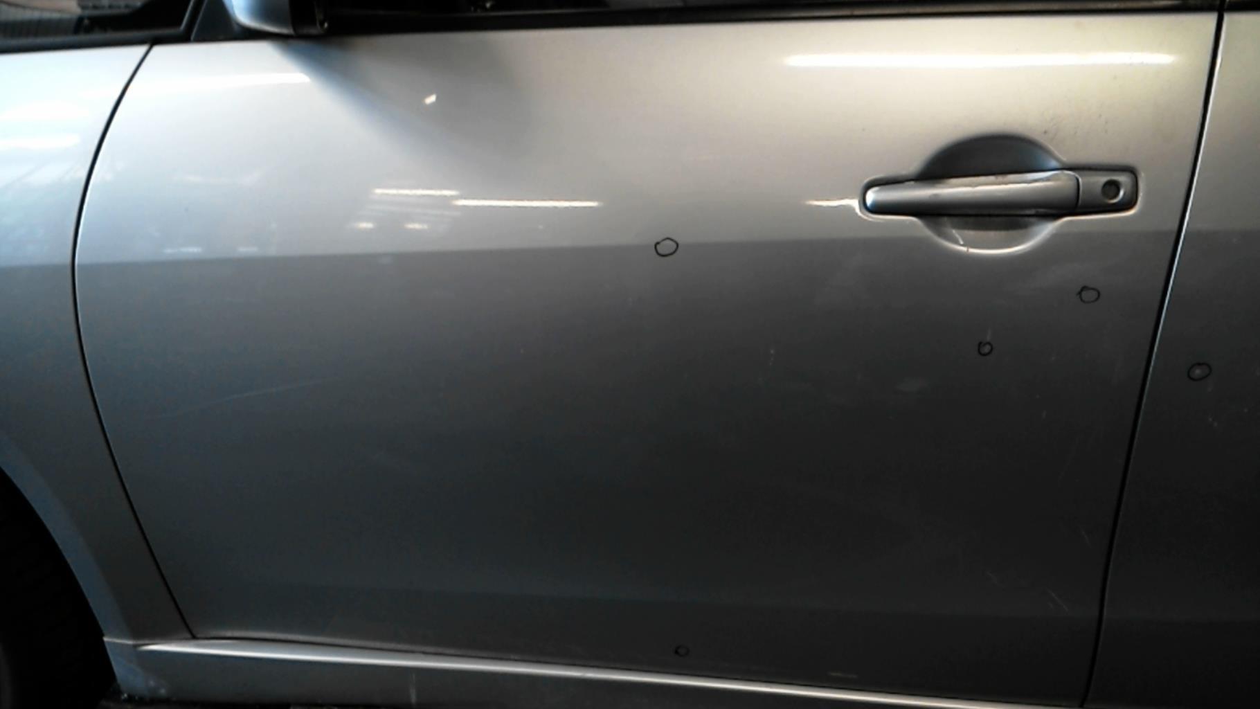 Portiera anteriore sinistra MITSUBISHI GRANDIS Diésel - 1