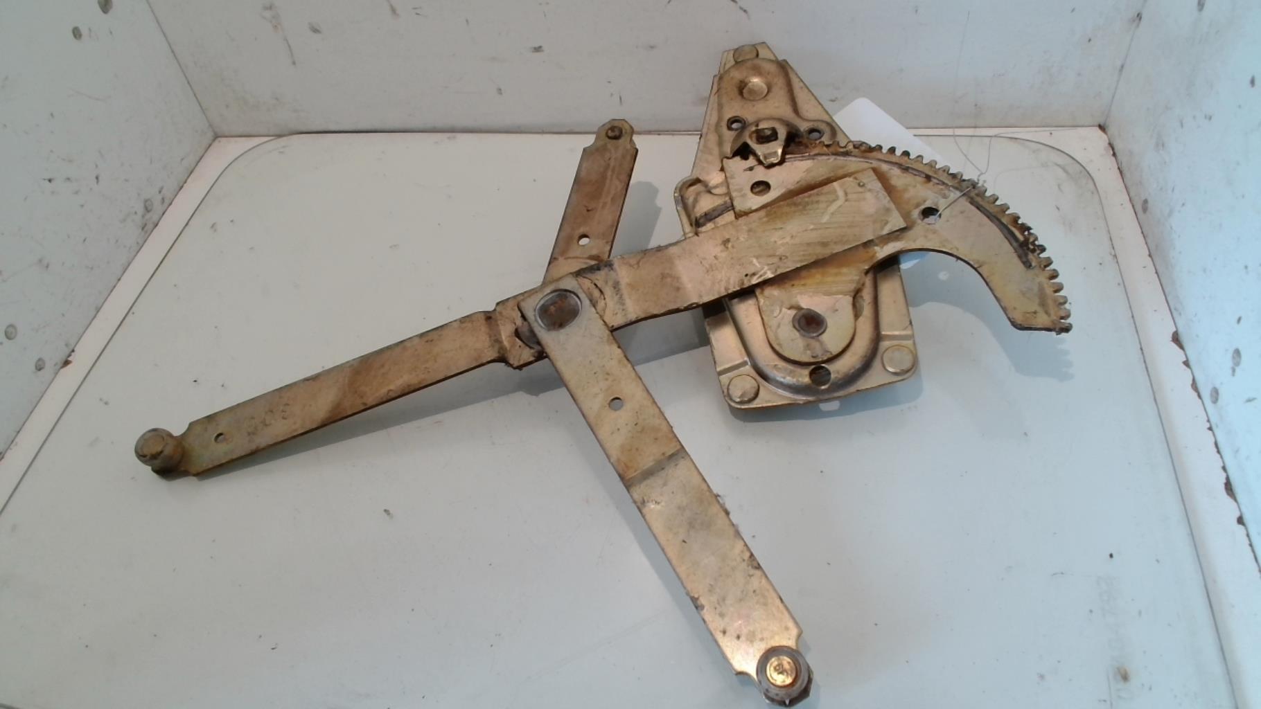 Alzacristalli manuale anteriore sinistro PEUGEOT 305 PHASE 2 BREAK Diésel - 1