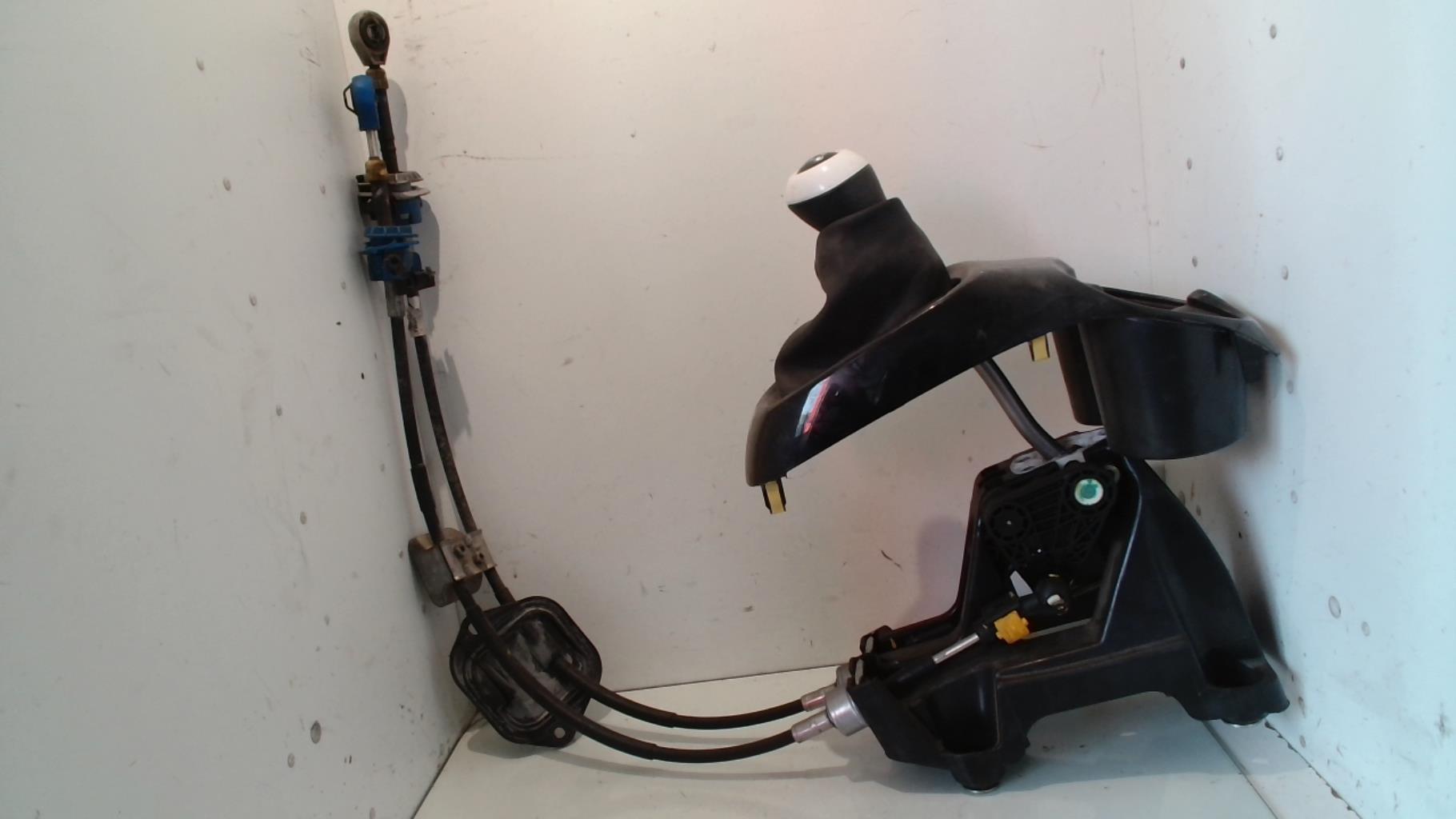 Cable levier de vitesses PEUGEOT 108 Essence - 1