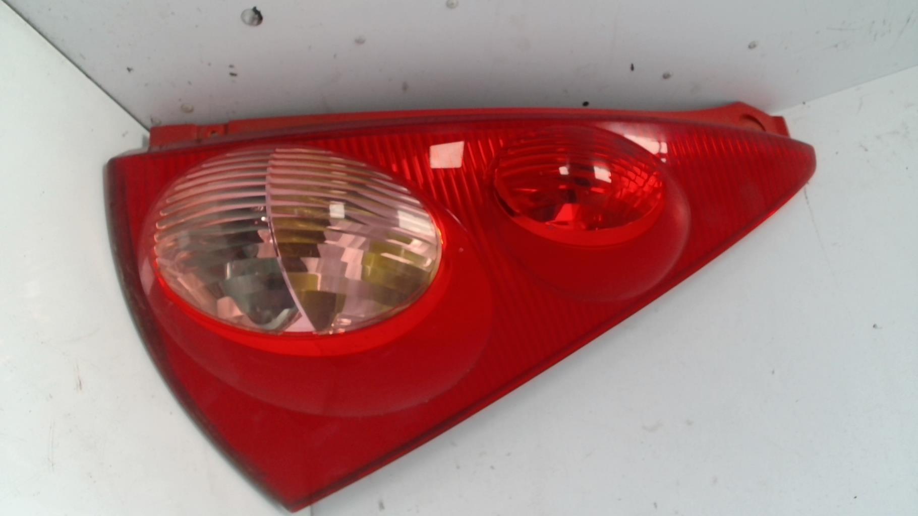 Fanale posteriore principale destro (luci) PEUGEOT 107 PHASE 2 Gasolina - 1