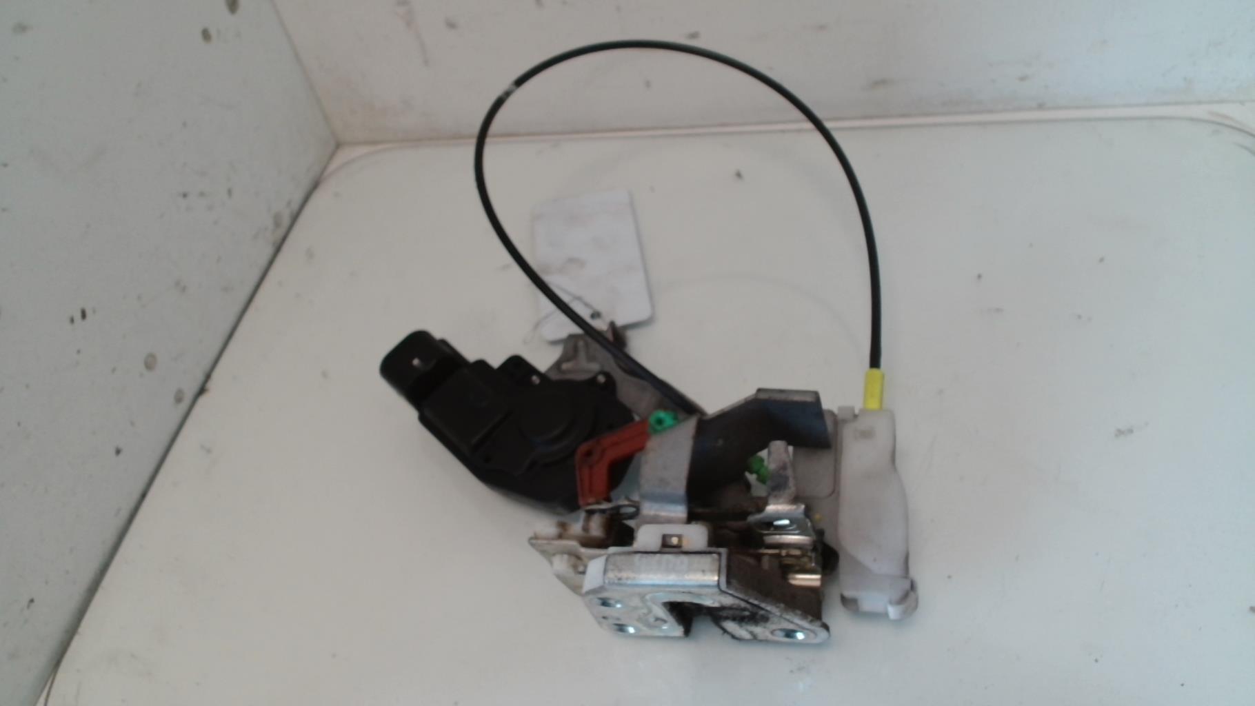 Chiusura centralizzata posteriore sinistra PEUGEOT 107 PHASE 2 Gasolina - 1