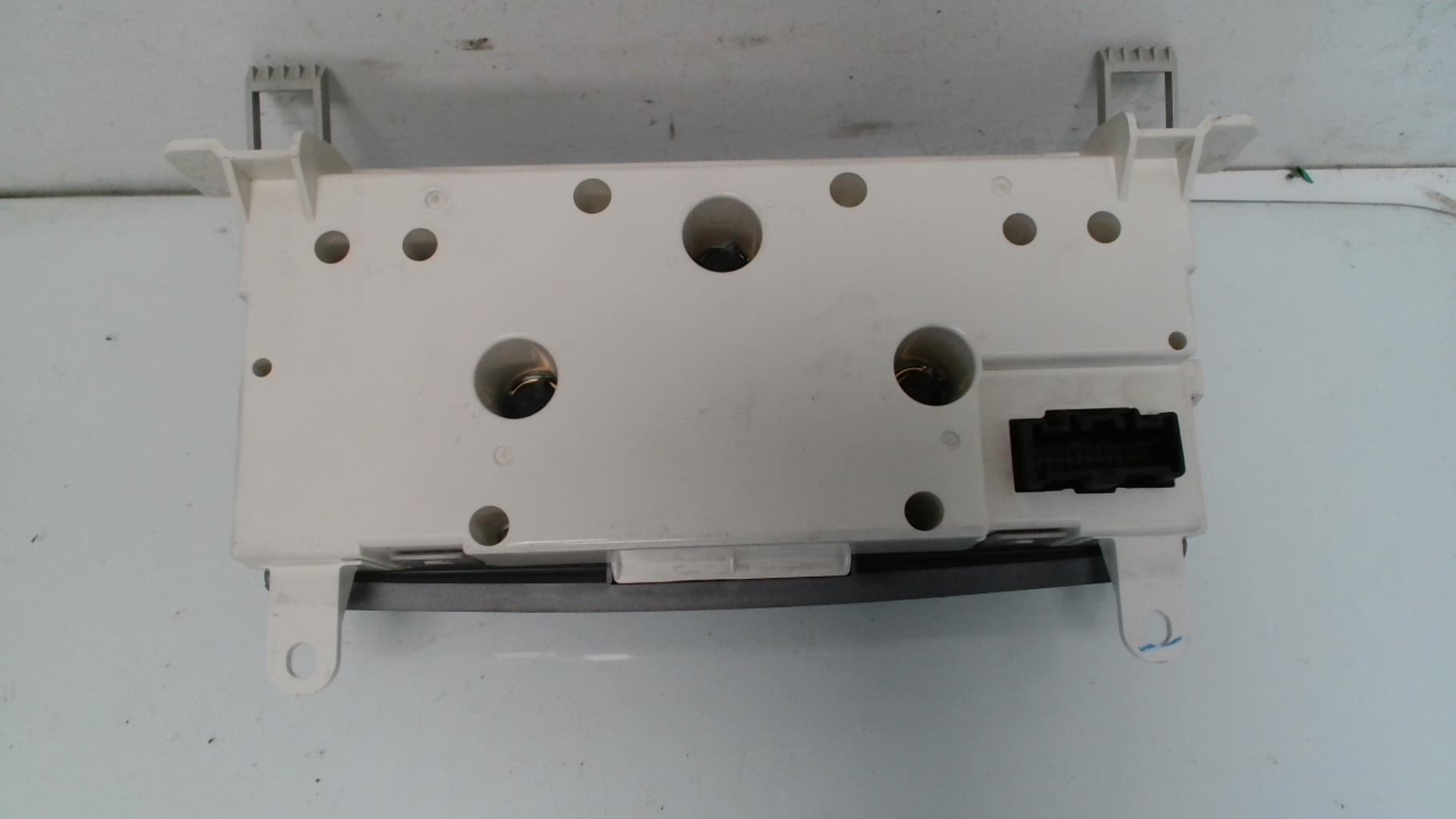 Commande chauffage MAZDA 3 1 PHASE 2 Diesel - 1