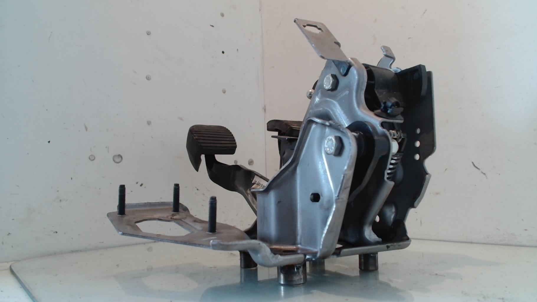 Pedale de frein CITROEN C3 3 PHASE 1 Diesel - 1