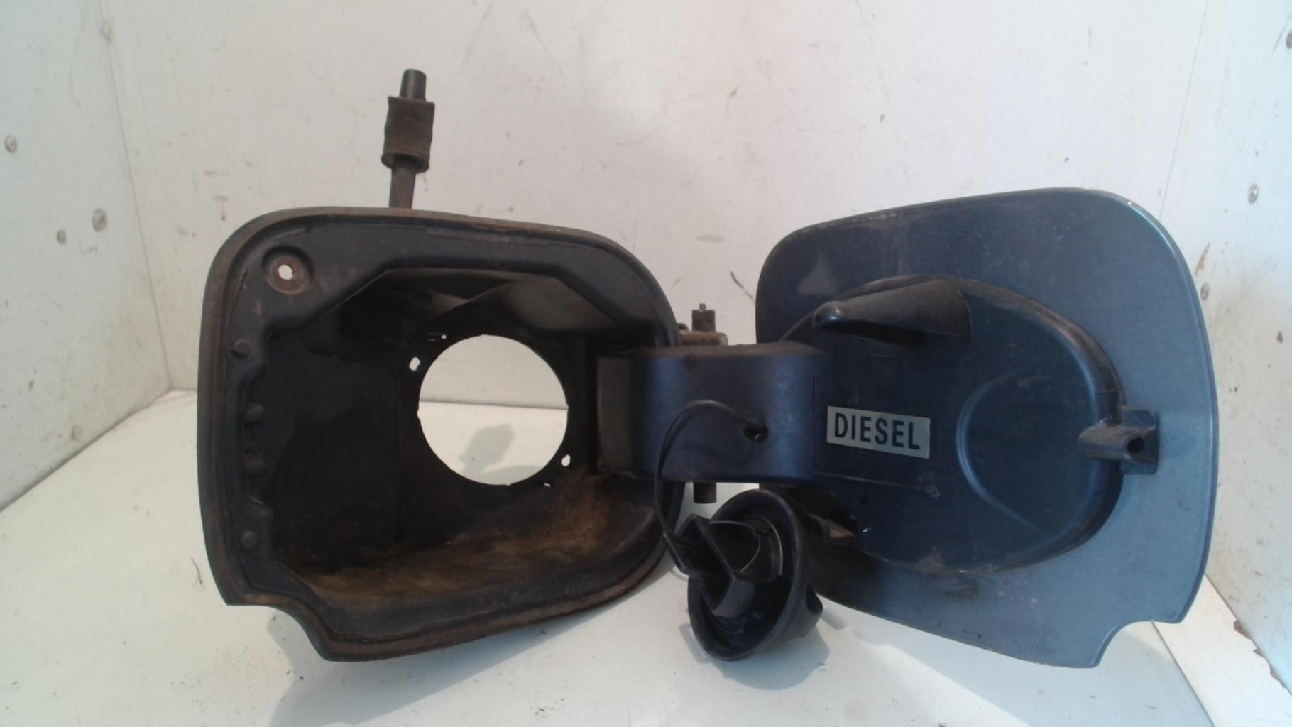 Trappe d'essence RENAULT CLIO 3 PHASE 2 Diesel - 1