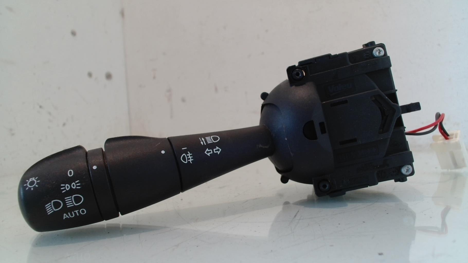 Commodo phare RENAULT CLIO 4 PHASE 1 Essence - 1