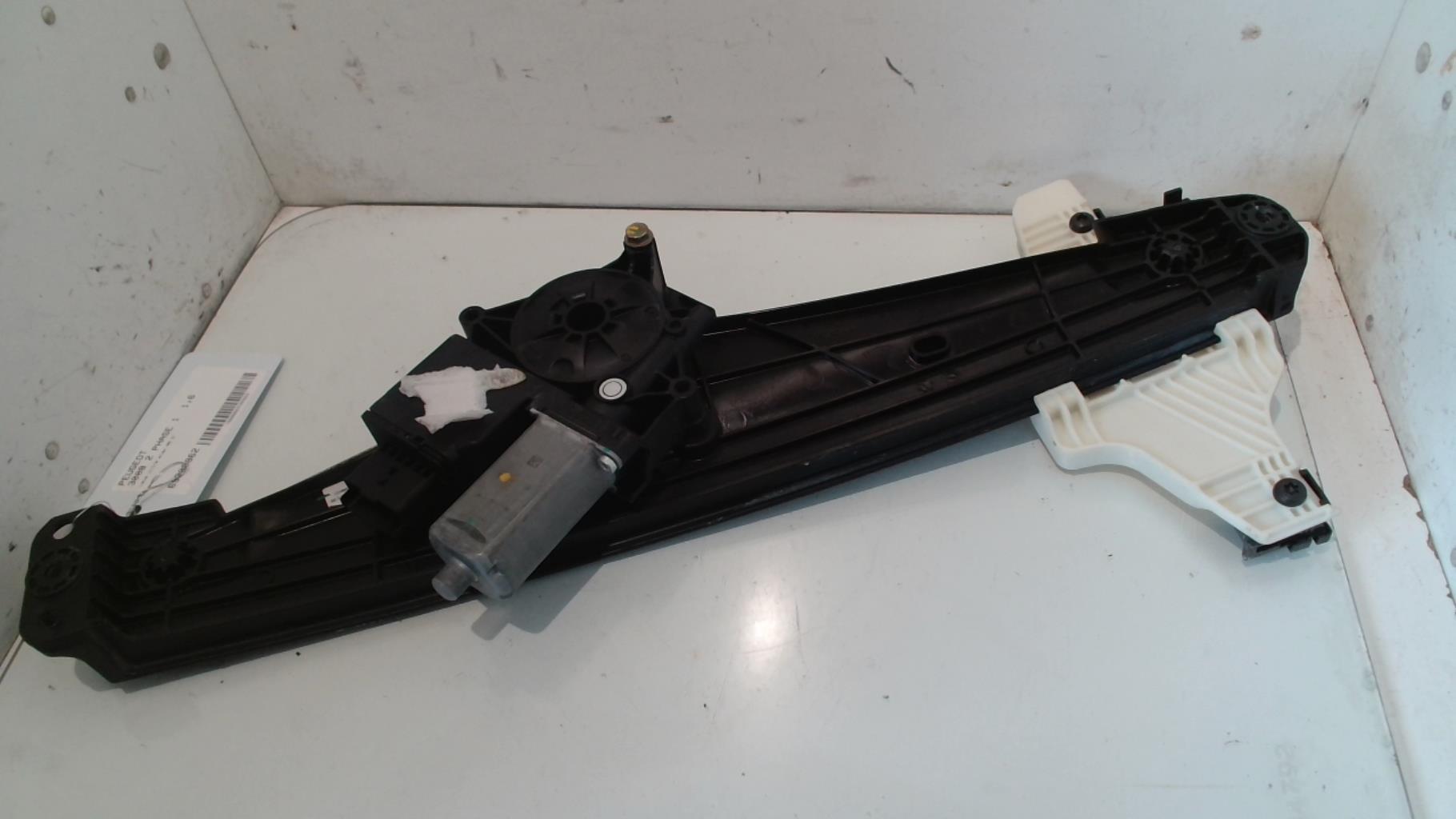 Alzacristalli elettrico posteriore destro PEUGEOT 3008 2 PHASE 1  - 1