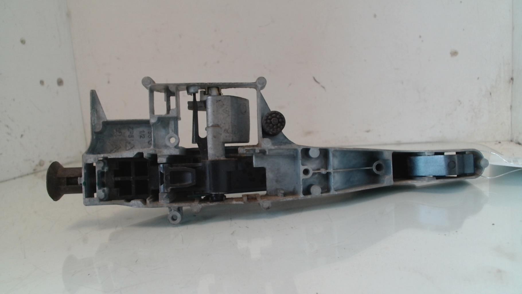Maniglia portiera posteriore sinistra CITROEN C4 PICASSO 1 Diésel - 1