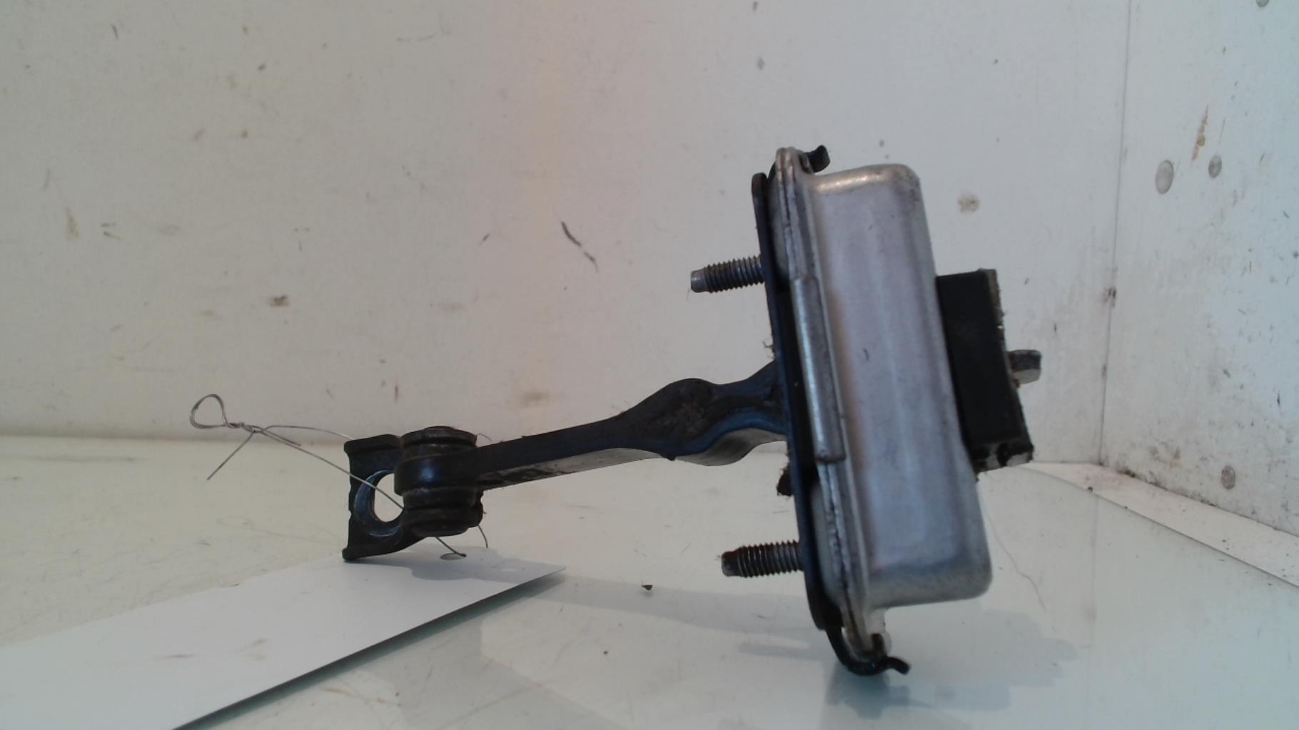 Arresto portiera anteriore destra PEUGEOT 208 1 PHASE 1 Gasolina - 1